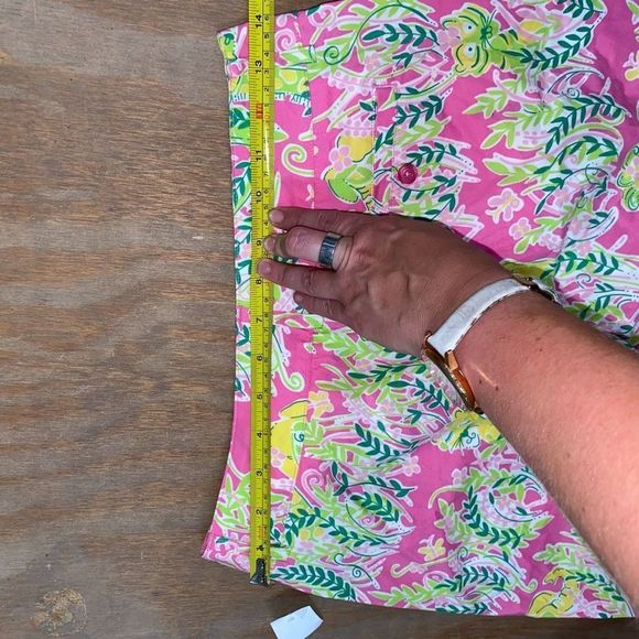 Lilly Pulitzer 🐾 Millionaire’s Row Jungle Print Cargo Capri Pants Size 2 - Picture 8 of 8